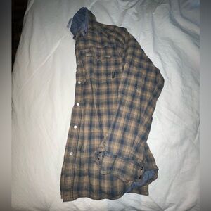 Columbia flannel- size M